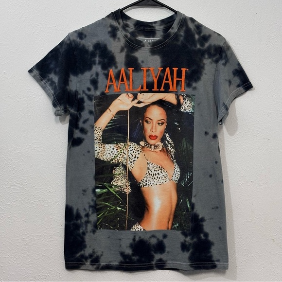 Urban Outfitters Graphic
Aaliyah Tee *unisex* Sz (S) - Picture 1 of 4